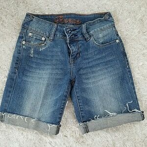 Super cute long jeans shorts, size 0